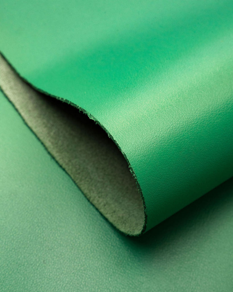 Florence Collection | Firm And Smooth Cowhide Leather With A Classic Look Leer