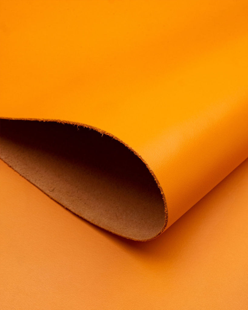 Florence Collection | Firm And Smooth Cowhide Leather With A Classic Look Leer