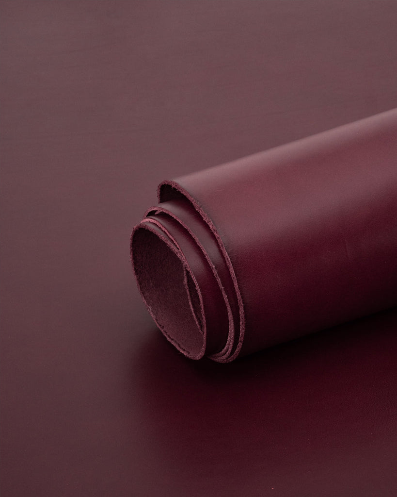 Vienna Collection | Vegetable tanned firm harness leather (7 - 8 oz.) Burgundy / Panel - 12 x 6 inches (0.5 ft2) Leer