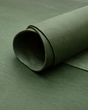 Pecos Raw Collection | Soft Vegetable Tanned Harness Leather Green / 1.0 - 1.2 Mm Panel (30 X 20 Cm)