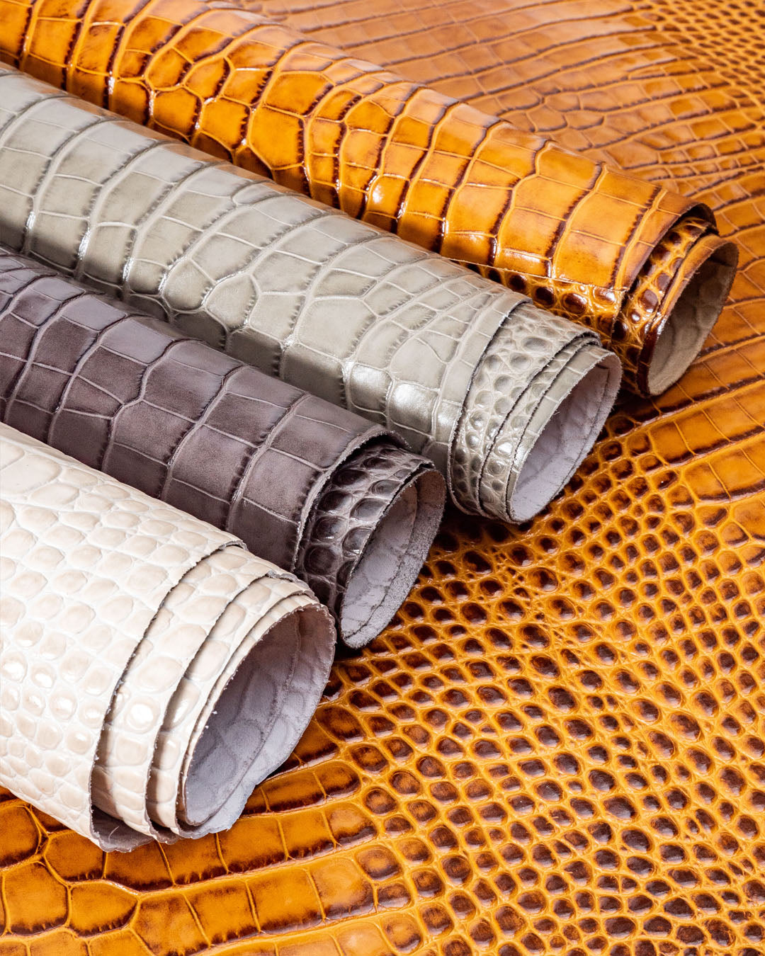 Como Collection I Firm cow leather with a crocodile print