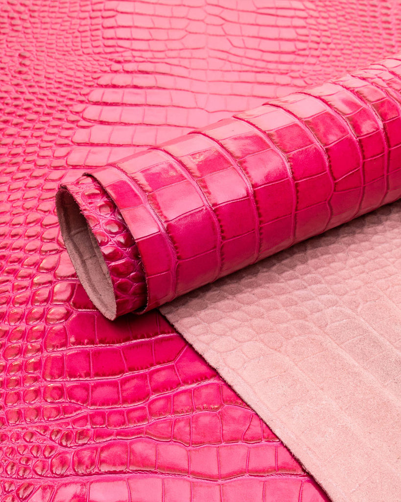 Como Collection | Firm Cow Leather With A Two-Tone Crocodile Print Leer