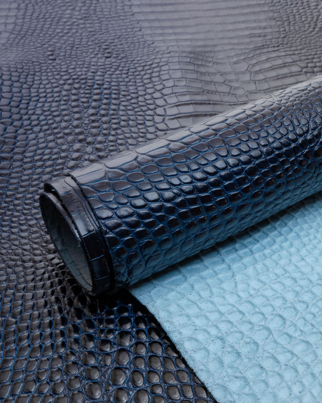 Como Collection I Firm cow leather with a crocodile print