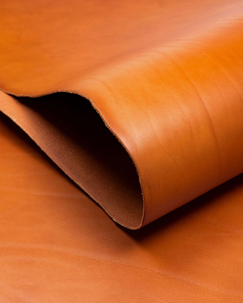 Vienna Collection | Vegetable tanned firm harness leather (7 - 8 oz.) Leer