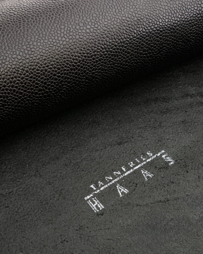 Novotan Caviar Collection | Soft Glossy Calf Leather With A Famous Print Leer
