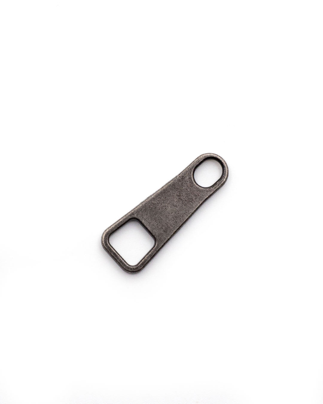 Classic puller or zipper puller for a beautiful zipper