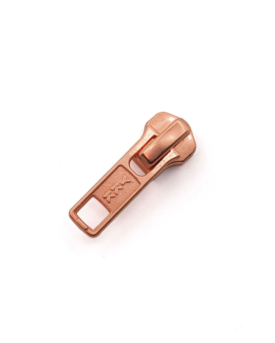 Slider with puller for making a zipper