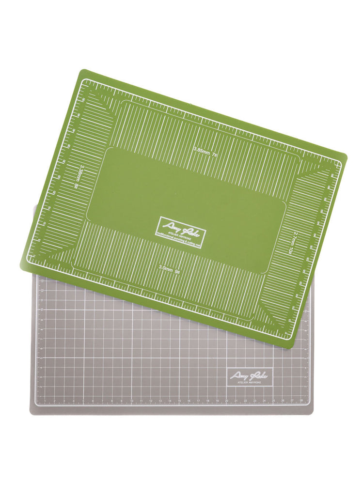 Two-Sided Cutting Mat With Distance Markings For Leather Forks Leertools