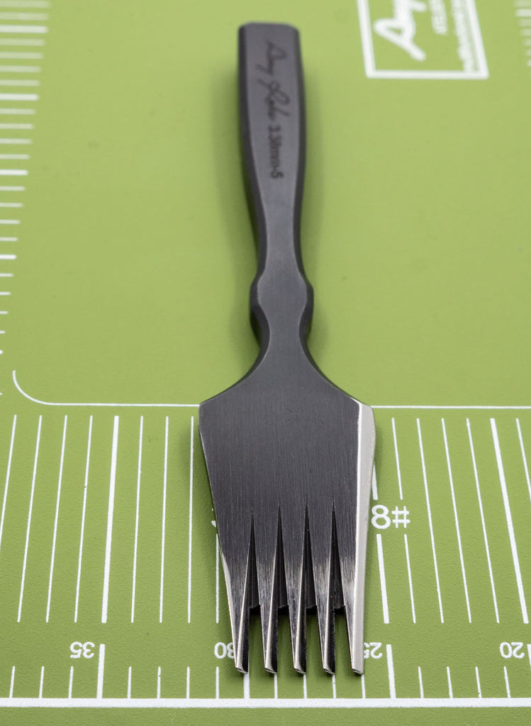 Two-Sided Cutting Mat With Distance Markings For Leather Forks Leertools