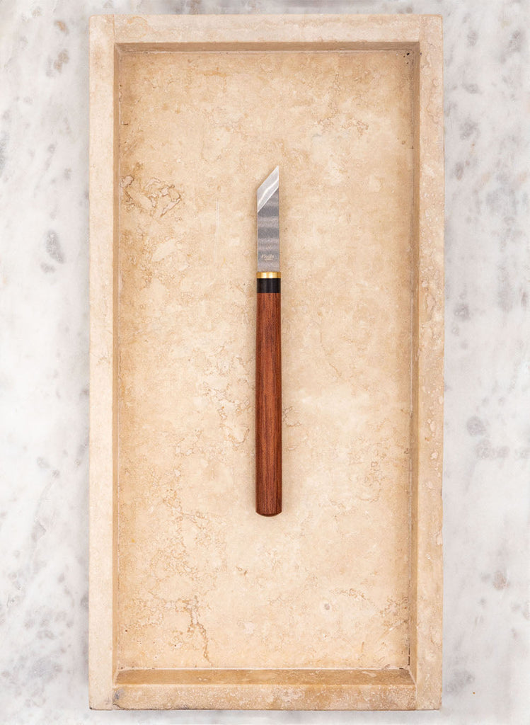 Luxurious Leather Knife | 2 Versions Descending Right Leertools