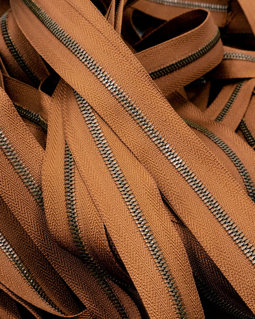 Ykk Excella® | Zipper On Roll Antique Brass Size 3 Old Cognac 859 Ritsen