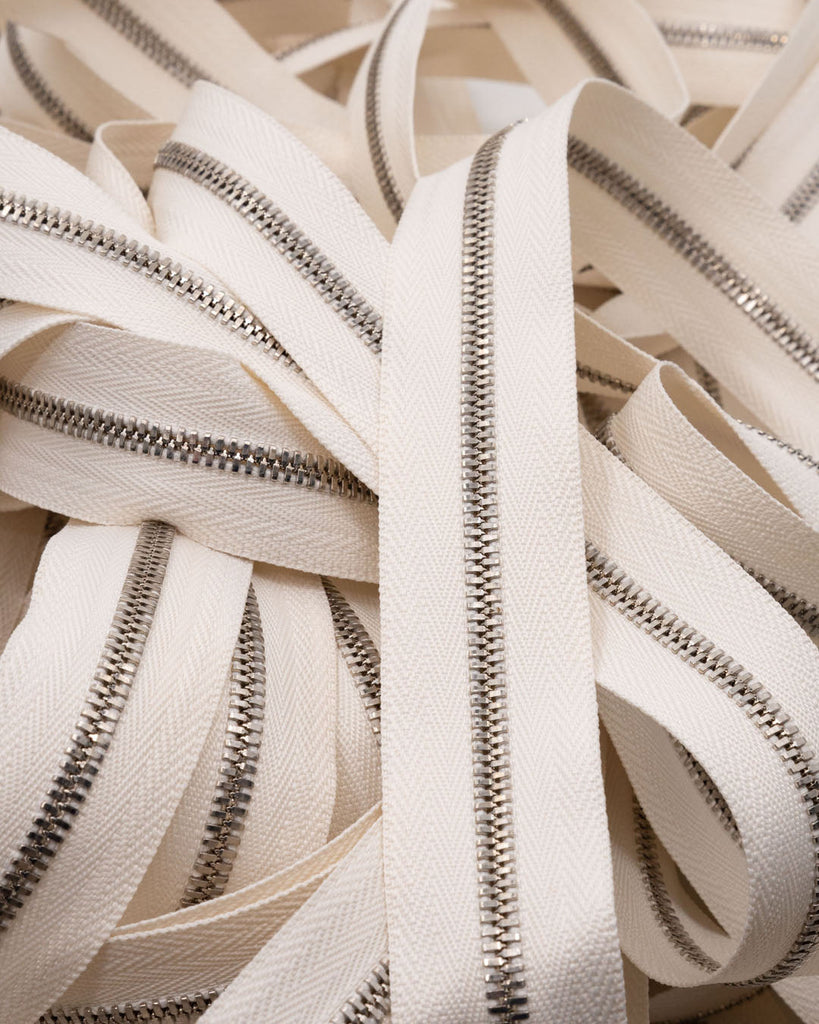 Ykk Excella® | Zipper On Roll Silver Size 3 Ivory 841 Ritsen