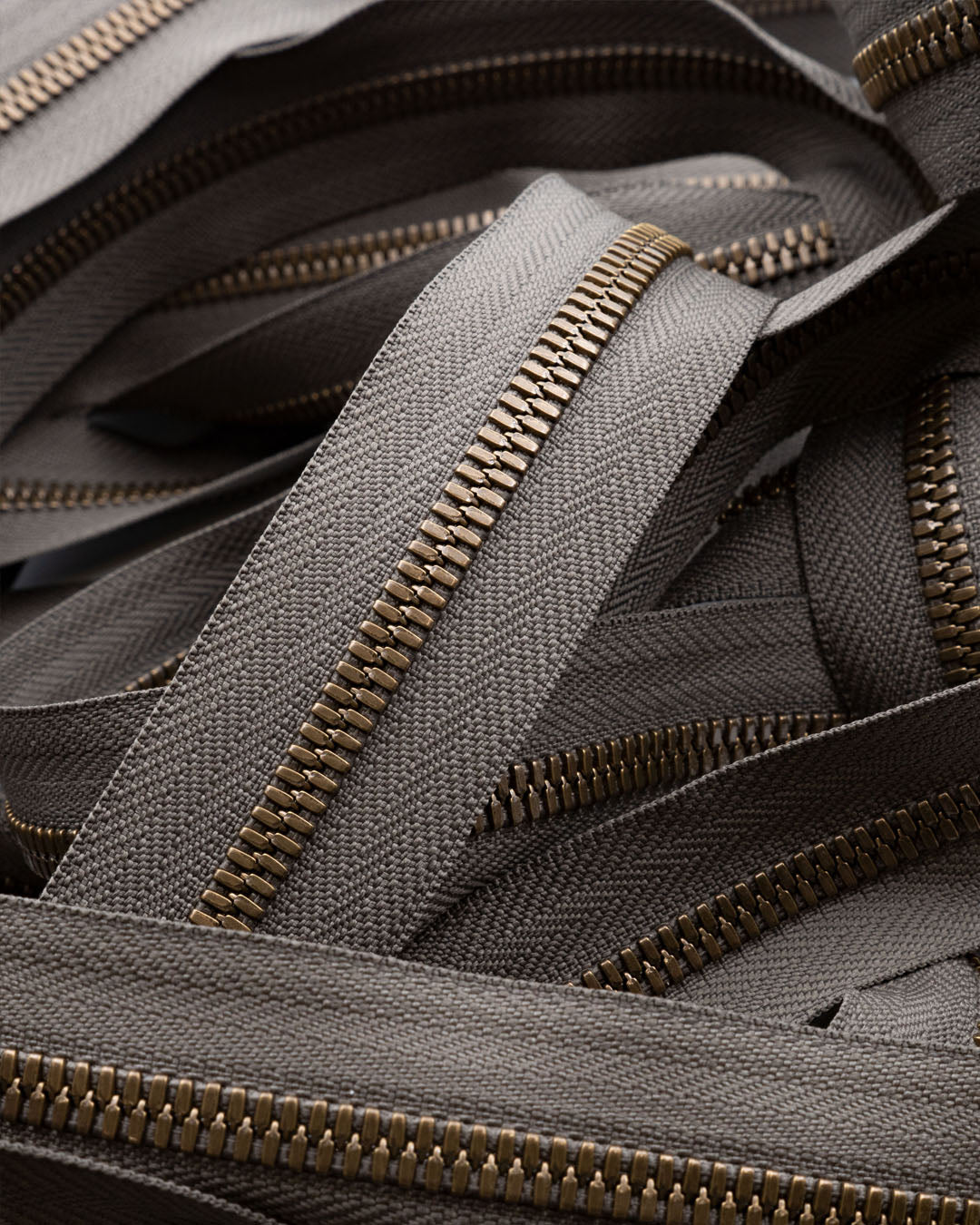 Excella® | Most beautiful YKK antique brass zipper on a roll