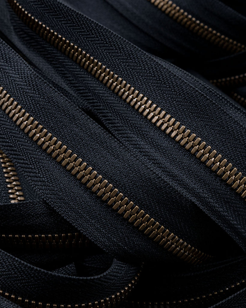 Ykk Excella® | Zipper On Roll Antique Brass Size 5 Black 580 Ritsen