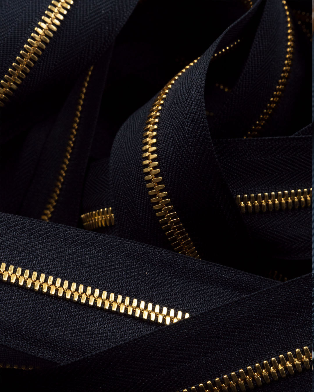 Excella® | Most beautiful YKK elite gold zipper on a roll