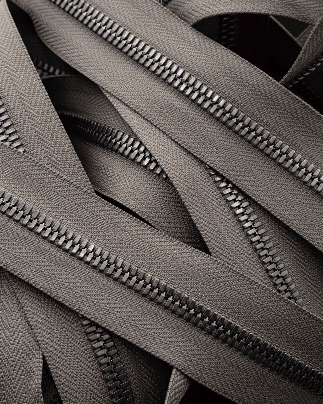 beautiful Most | Excella® エクセル YKK roll a on zipper gunmetal サーフィン・ボディボード