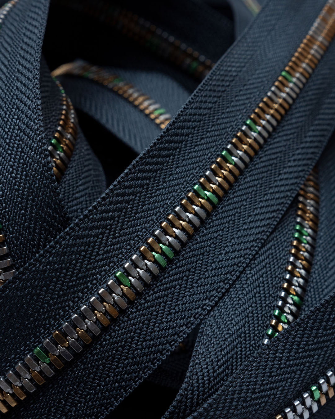 Excella® Light | Special colored YKK zipper on a roll