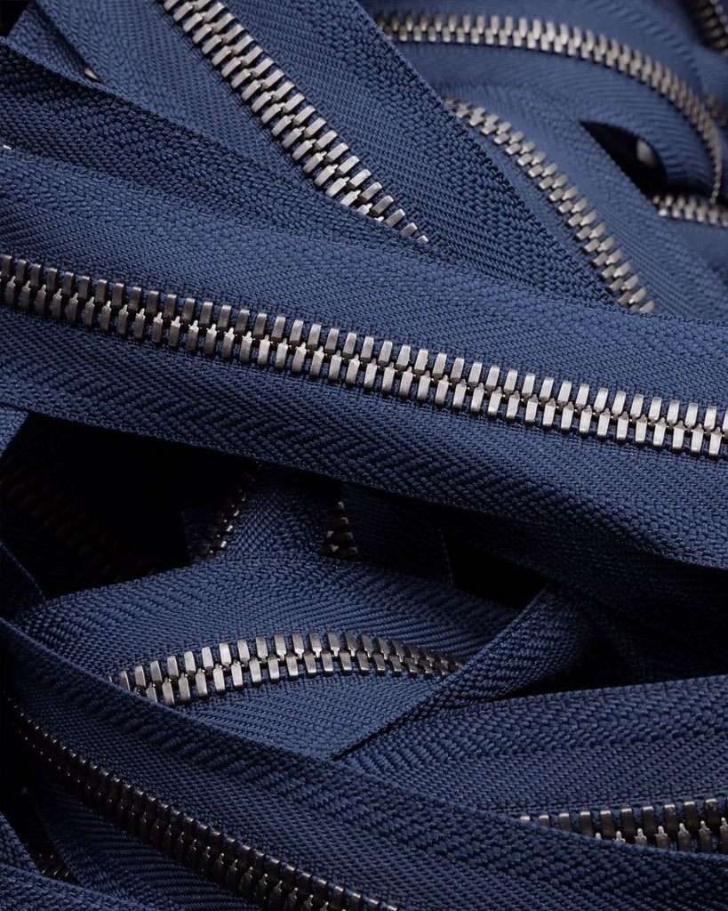 Ykk Excella® | Zipper On Roll Gunmetal Size 8 Ritsen