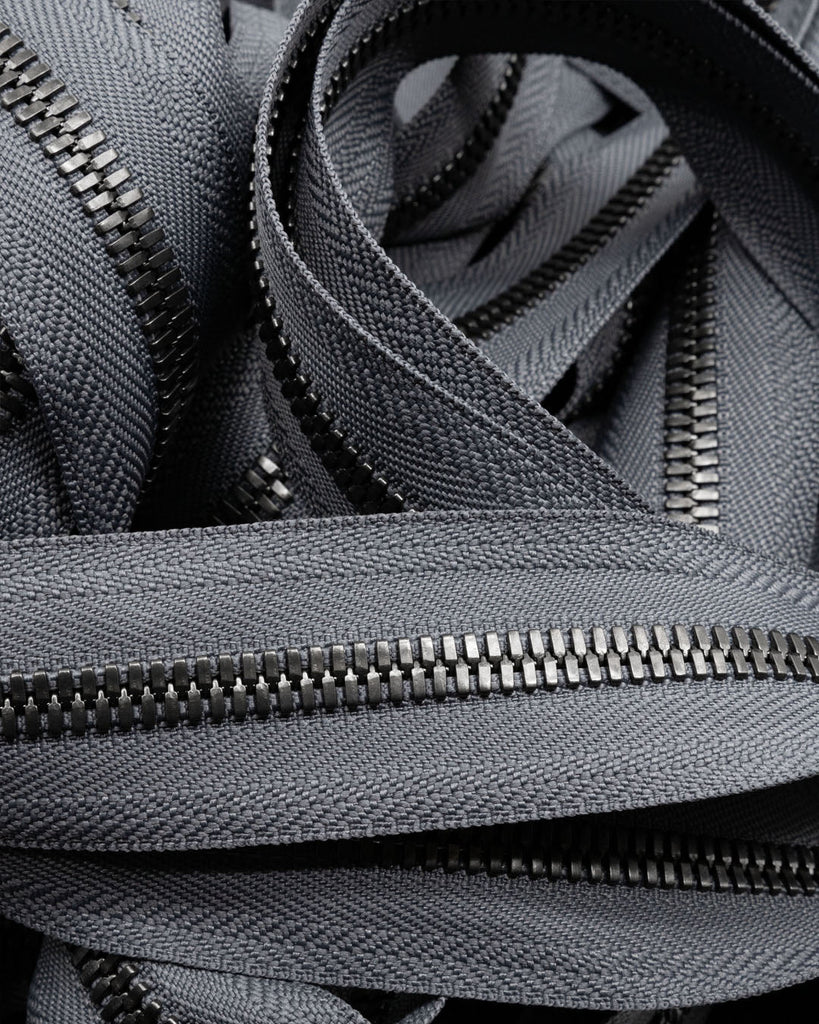 Ykk Excella® | Zipper On Roll Gunmetal Size 8 Grey 182 Ritsen