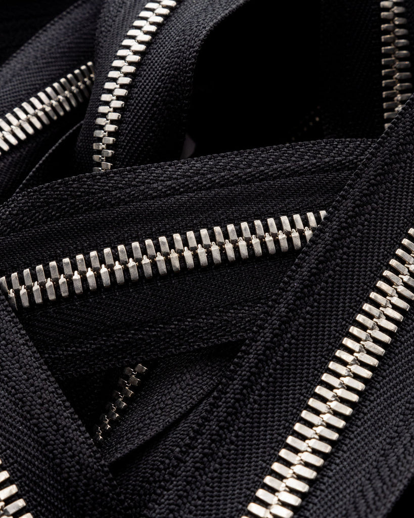 Ykk Excella® | Zipper On Roll Silver Size 8 Black 580 Ritsen