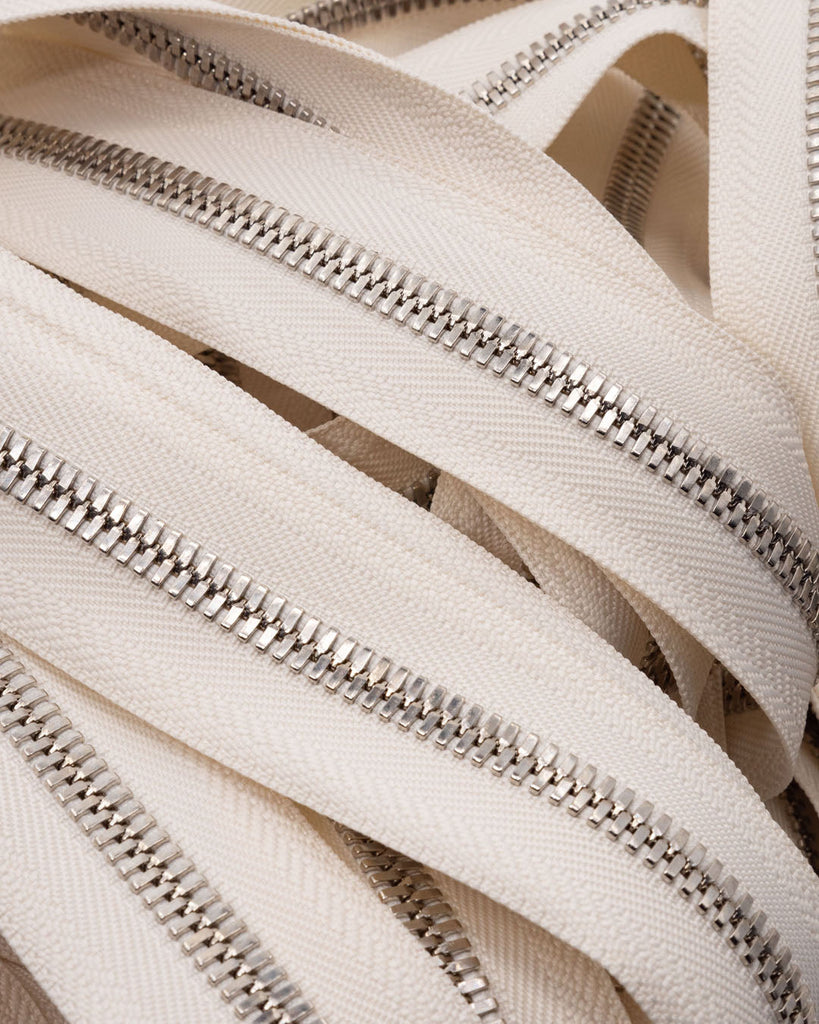 Ykk Excella® | Zipper On Roll Silver Size 8 Ivory 841 Ritsen