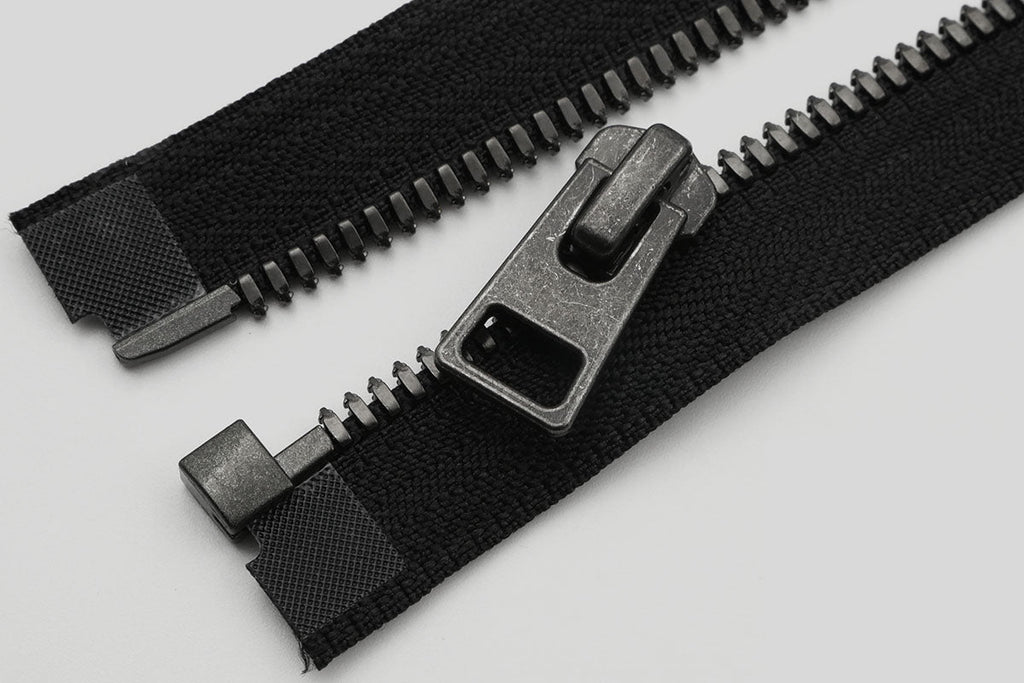 Separating (open-end) zippers