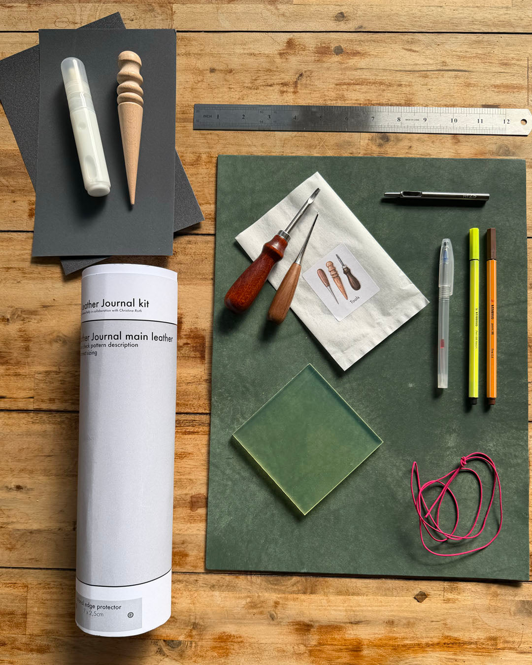 New leather, zippers, hardware and tools at Leatherbox USA
