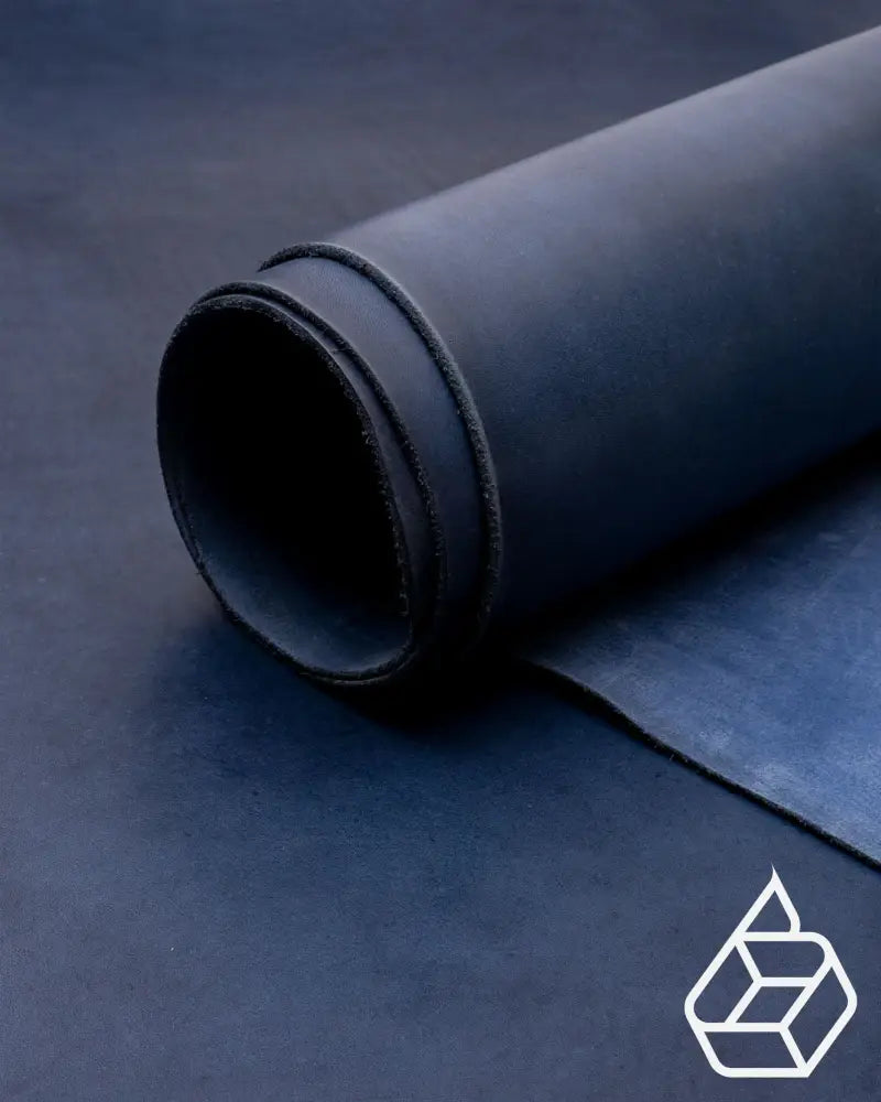 Pecos Raw Collection | Soft Vegetable Tanned Harness Leather Navy Blue / 1.0 - 1.2 Mm Panel (30 X 20
