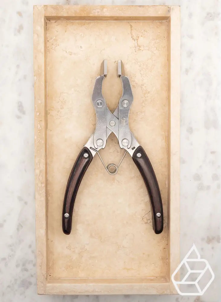 Stainless Steel Basic Leather Plier Leertools