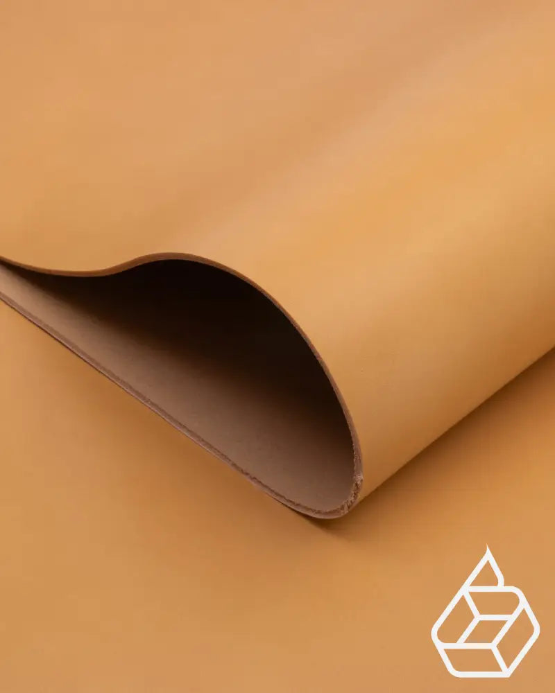 Vienna Collection | Vegetable tanned firm harness leather (2 - 3 oz.) Leer