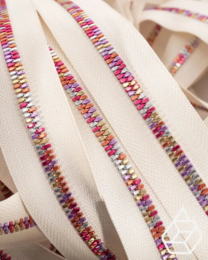 Ykk Excella® Light | Zipper On Roll Seasonal Size 5 Summer 21 Ivory 841 Ritsen