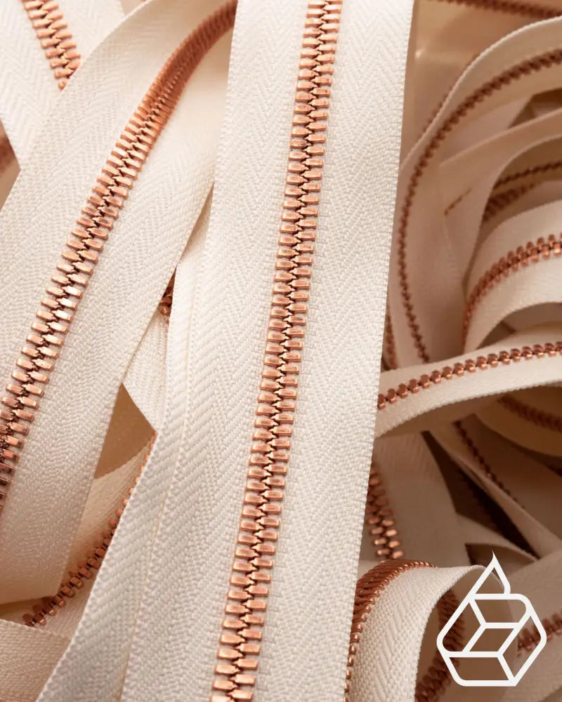 Ykk Excella® | Zipper On Roll Bright Copper Size 5 Ivory 841 Ritsen