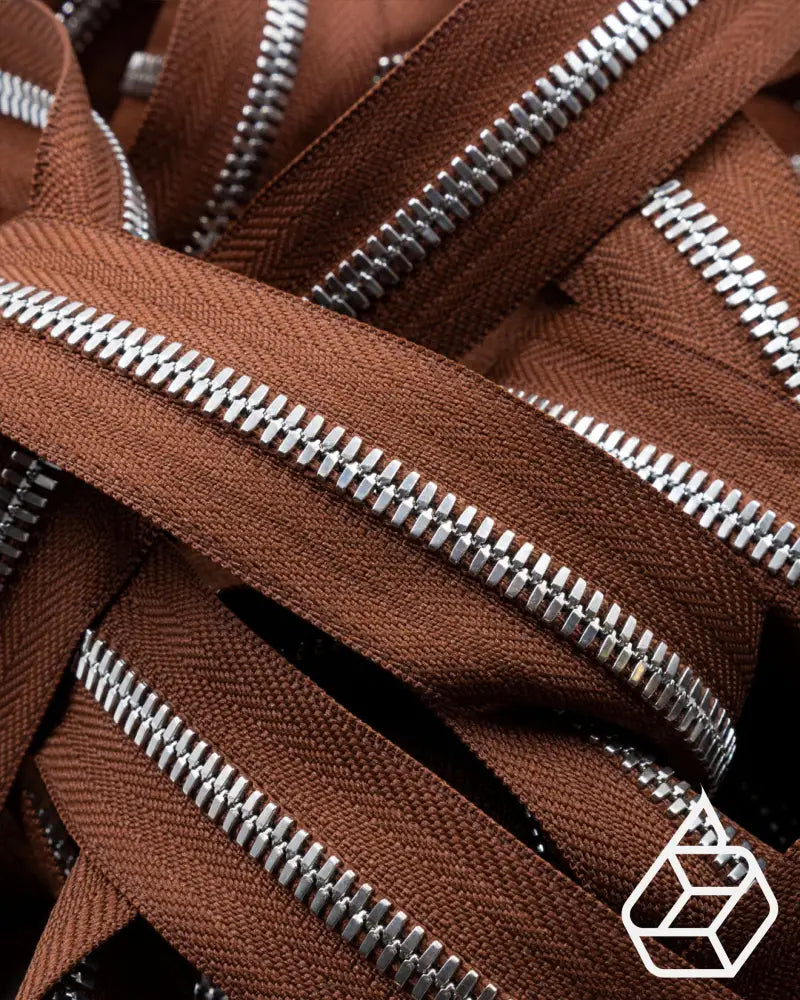 Ykk Excella® | Zipper On Roll Silver Size 5 Chestnut 331 Ritsen