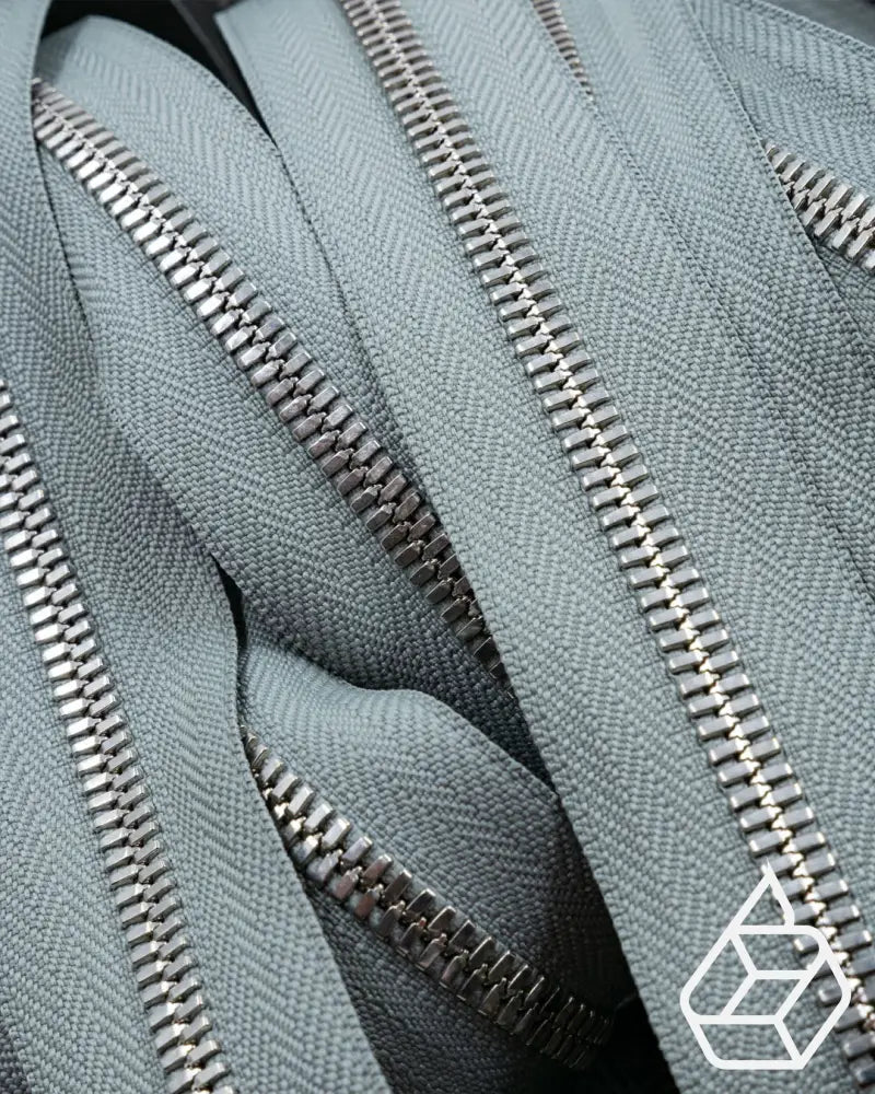 Ykk Excella® | Zipper On Roll Silver Size 5 Pearl Grey 577 Ritsen